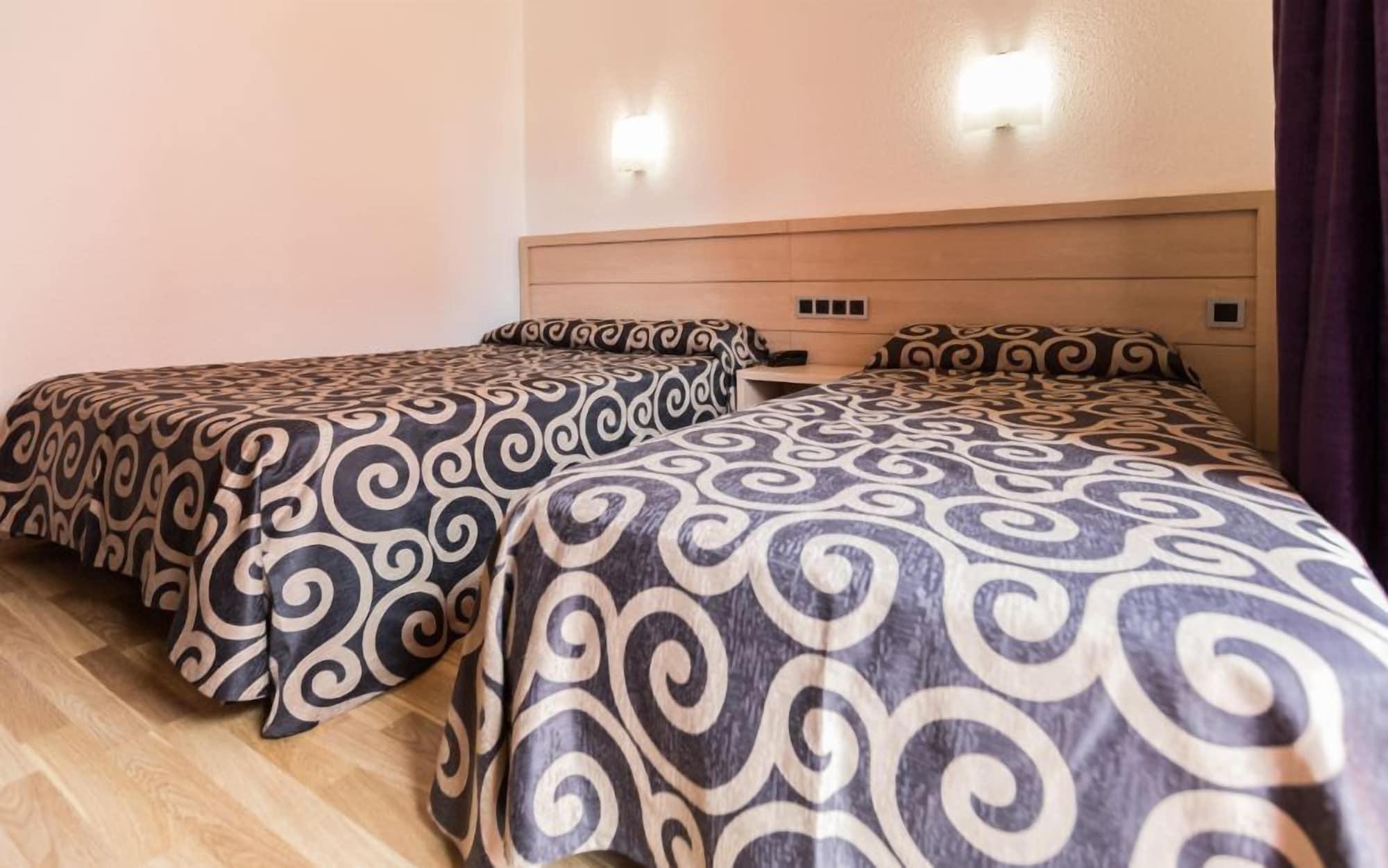 Tossa Beach Center Tossa de Mar Ngoại thất bức ảnh