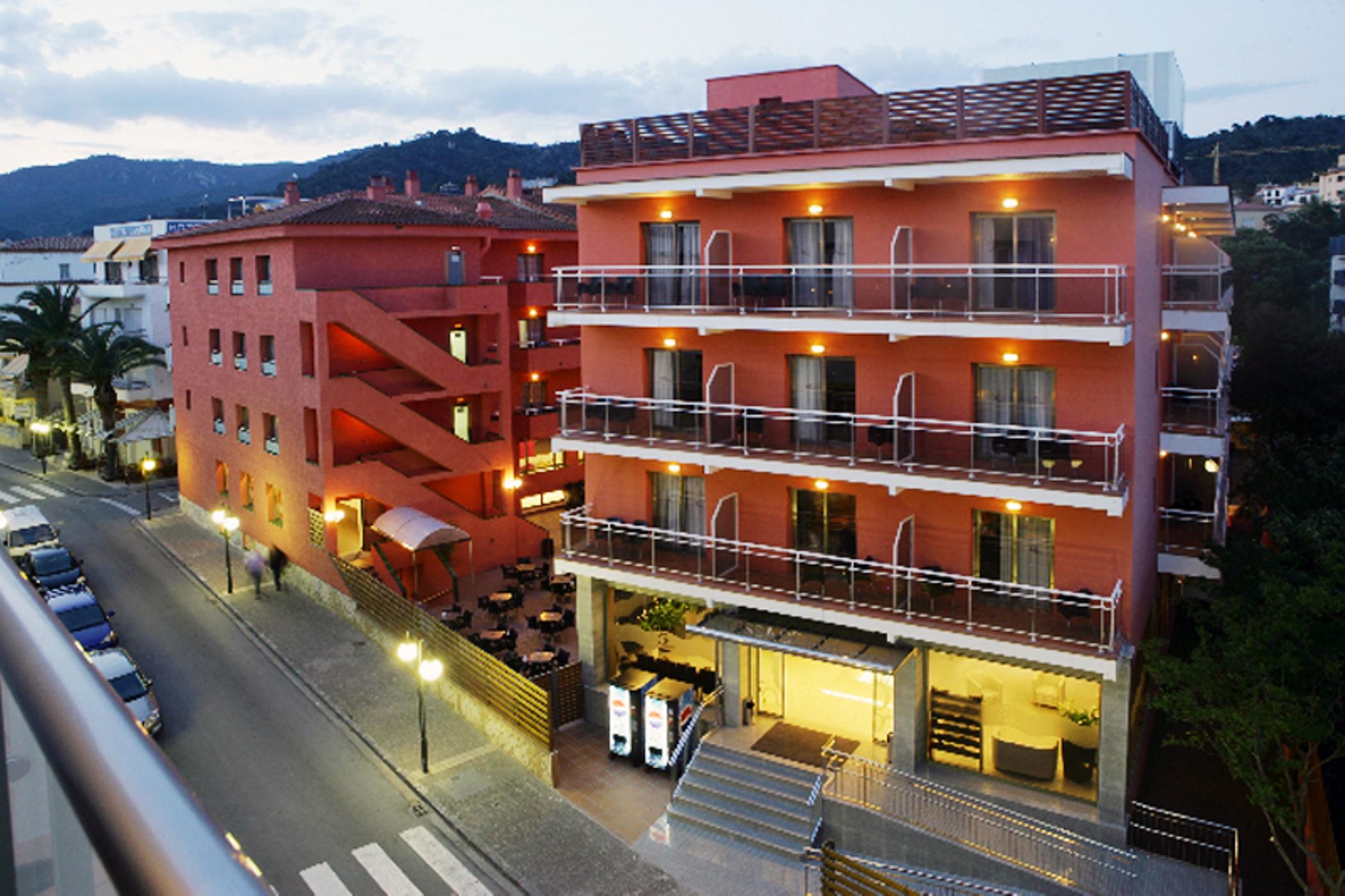 Tossa Beach Center Tossa de Mar Ngoại thất bức ảnh